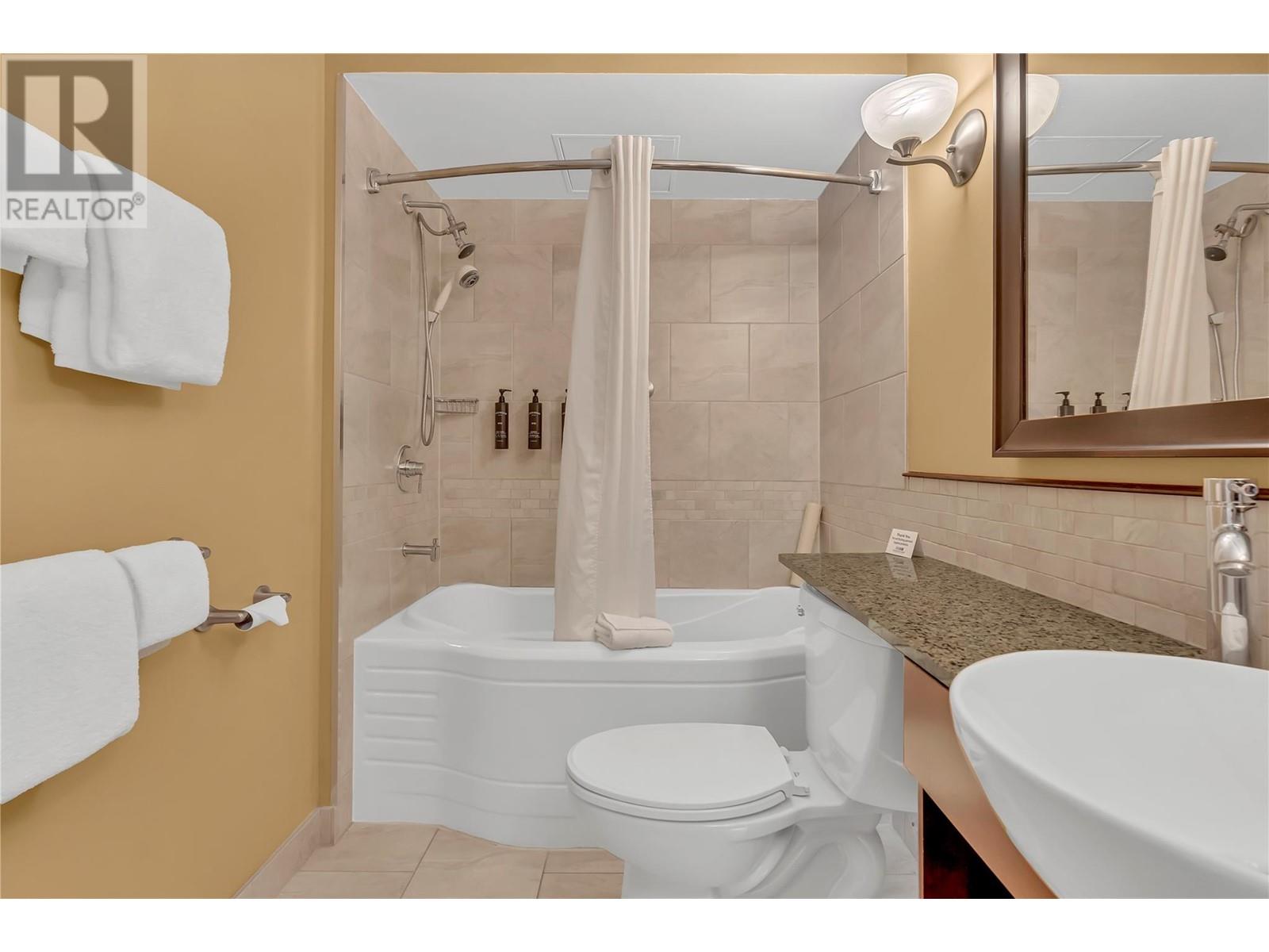 12811 Lakeshore Drive South Unit# 631, Summerland