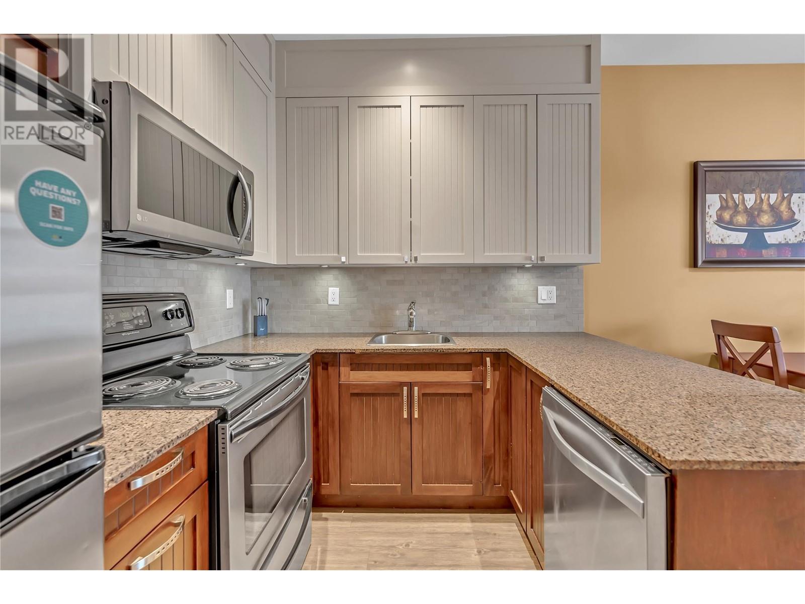 12811 Lakeshore Drive South Unit# 631, Summerland