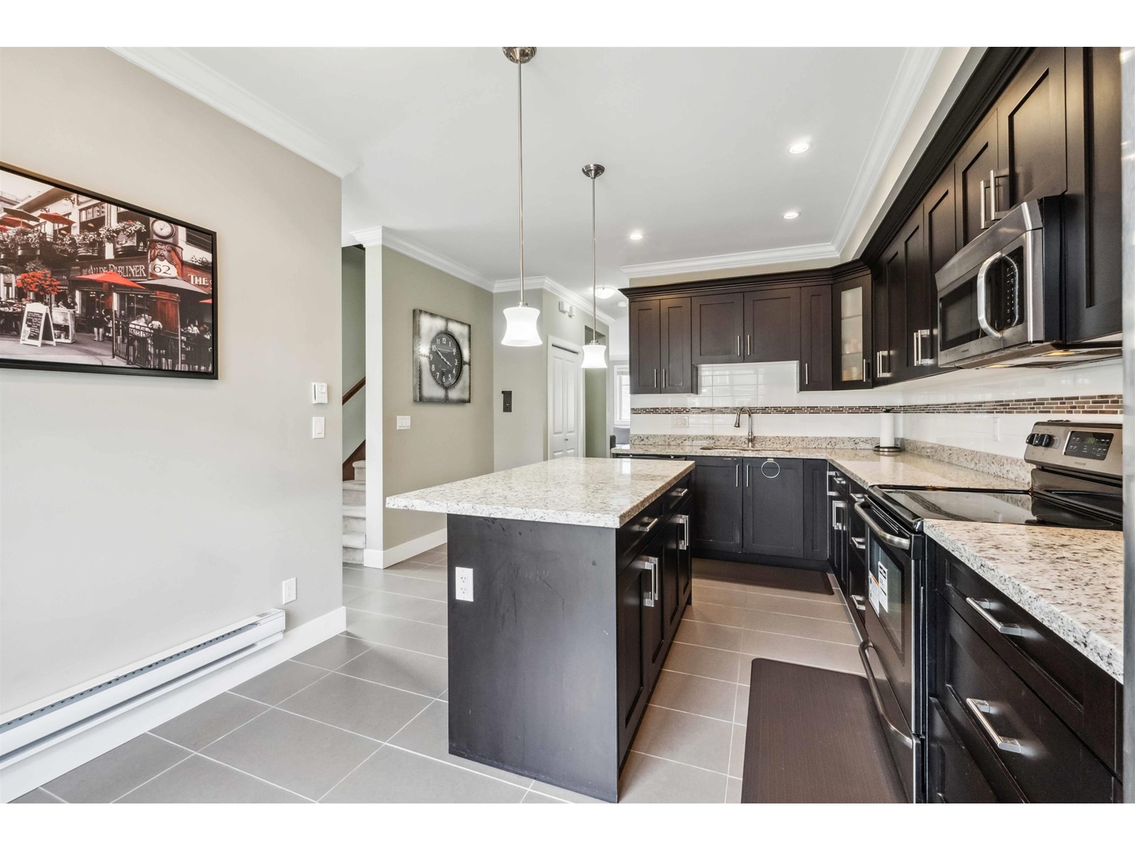 38 6383 140 STREET, Surrey