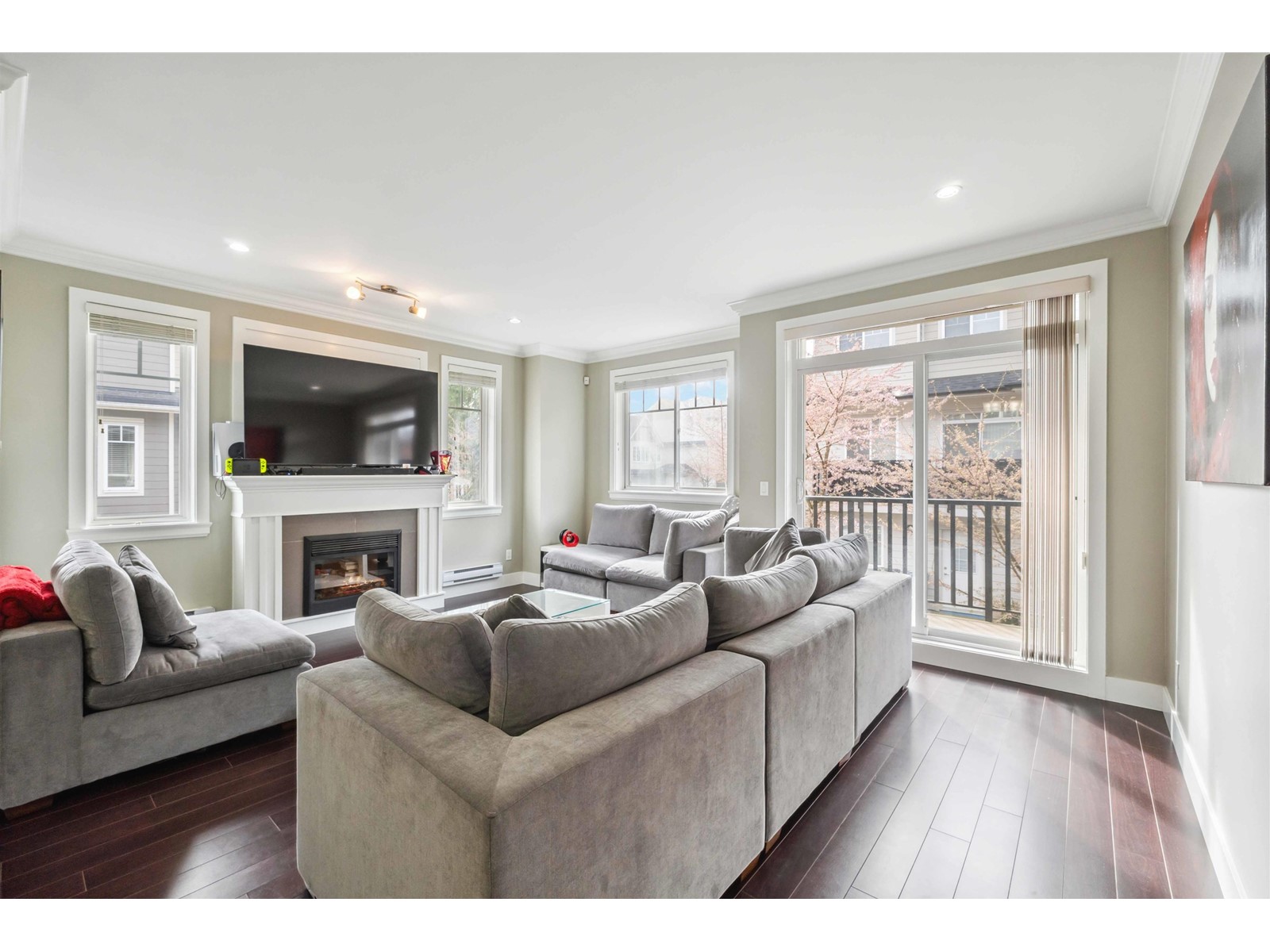 38 6383 140 STREET, Surrey