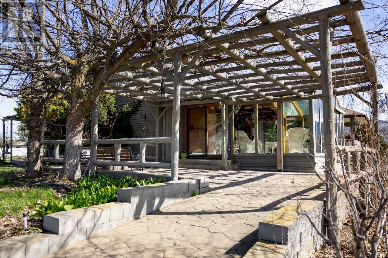  6841 Raven Road, Vernon