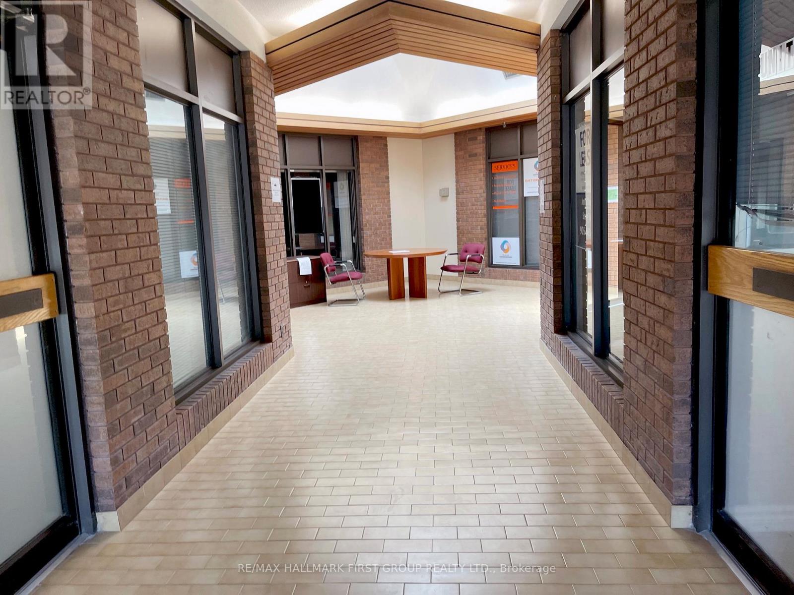 Photo 2 of Om 2 2 A 1400 Bayly Street, Pickering ON
