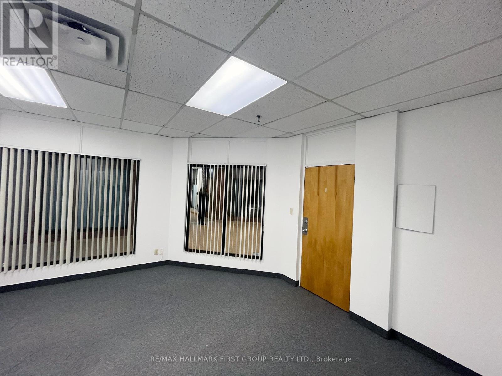 Photo 4 of Om 2 2 A 1400 Bayly Street, Pickering ON