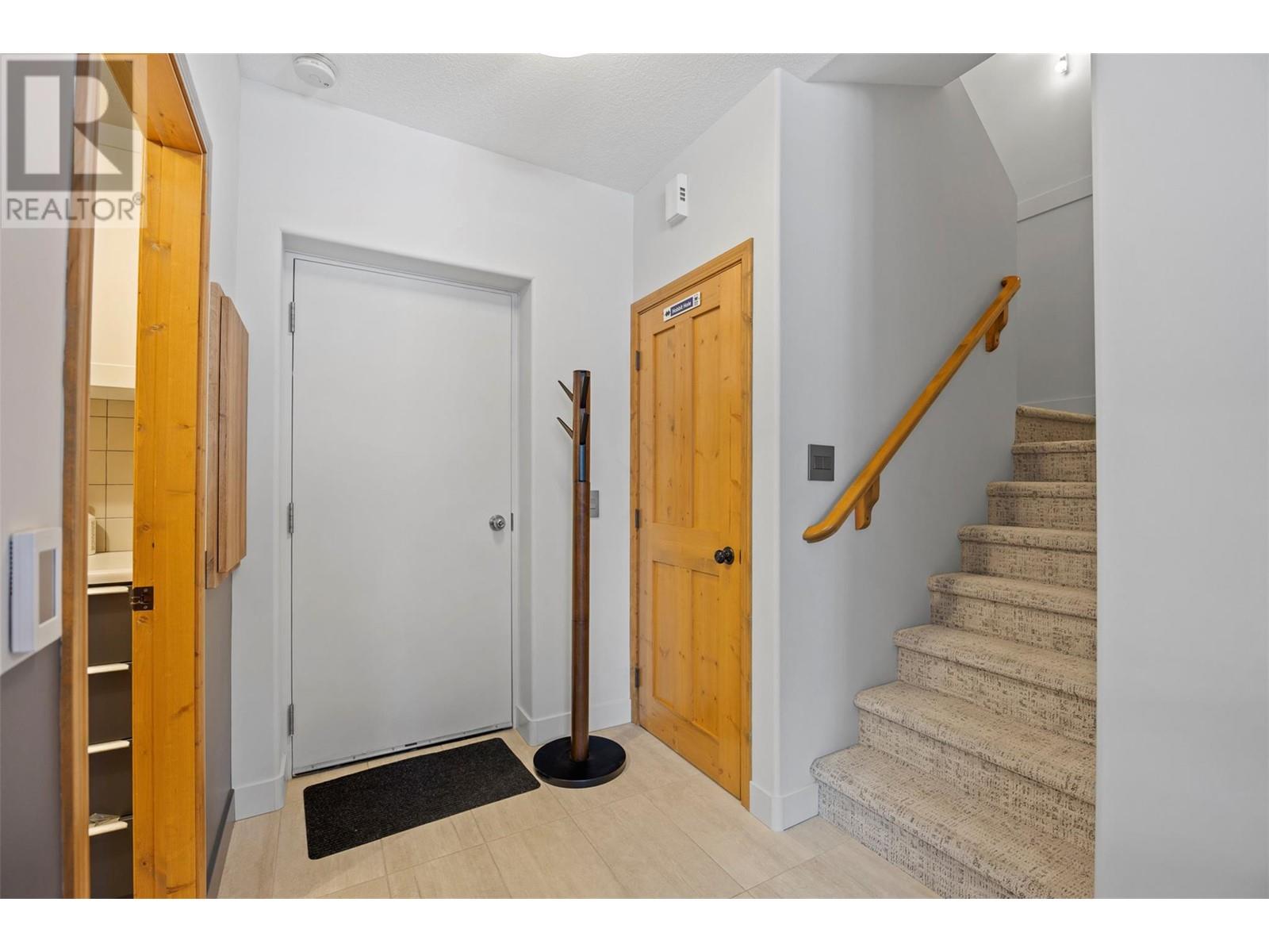 6005 VALLEY Drive Unit# 59, Kamloops