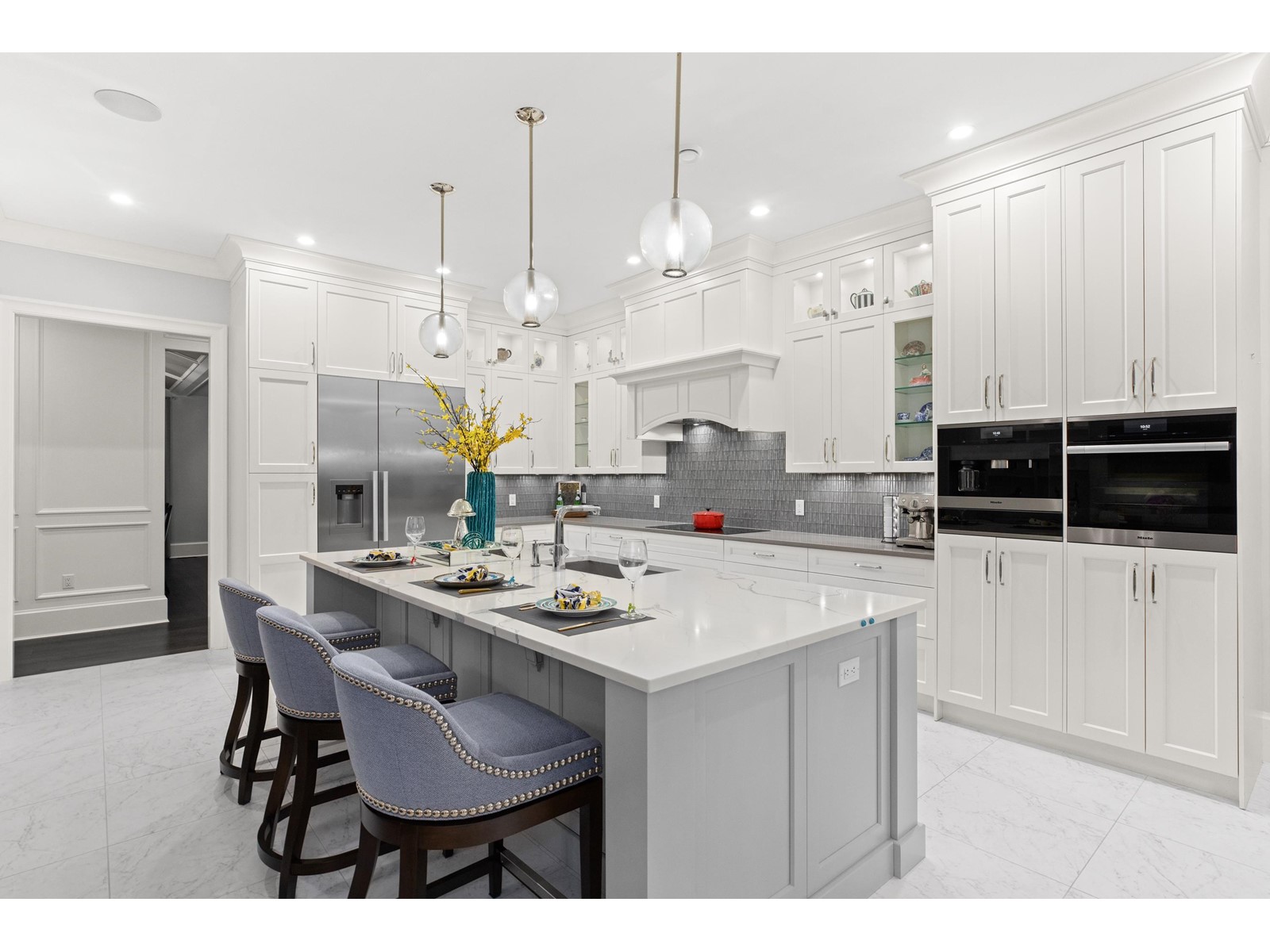 13832 32 AVENUE, Surrey