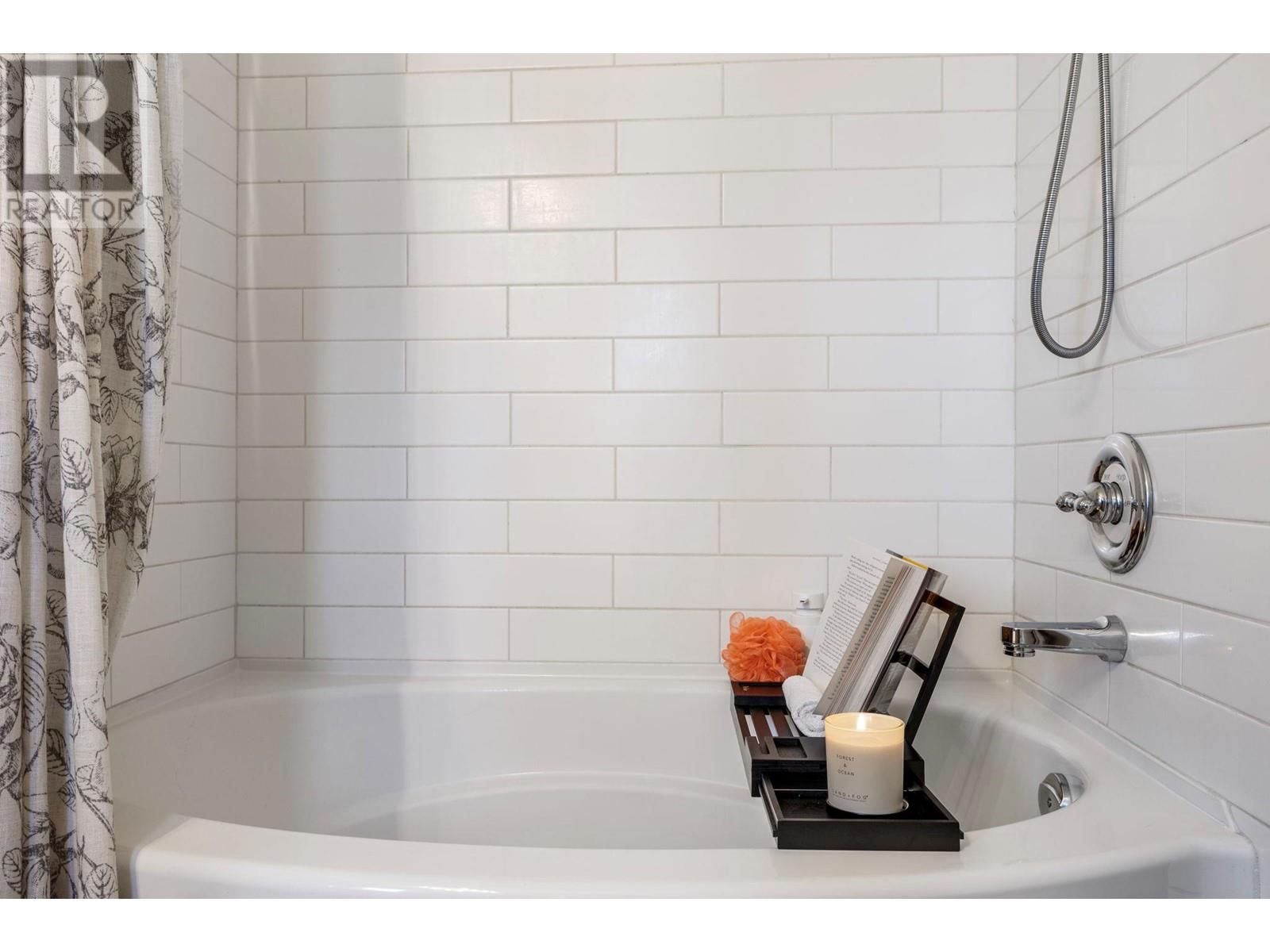 2303 4042 Pritchard Drive Northeast, West Kelowna