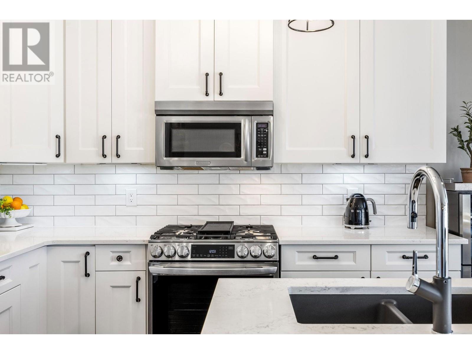 2303 4042 Pritchard Drive Northeast, West Kelowna