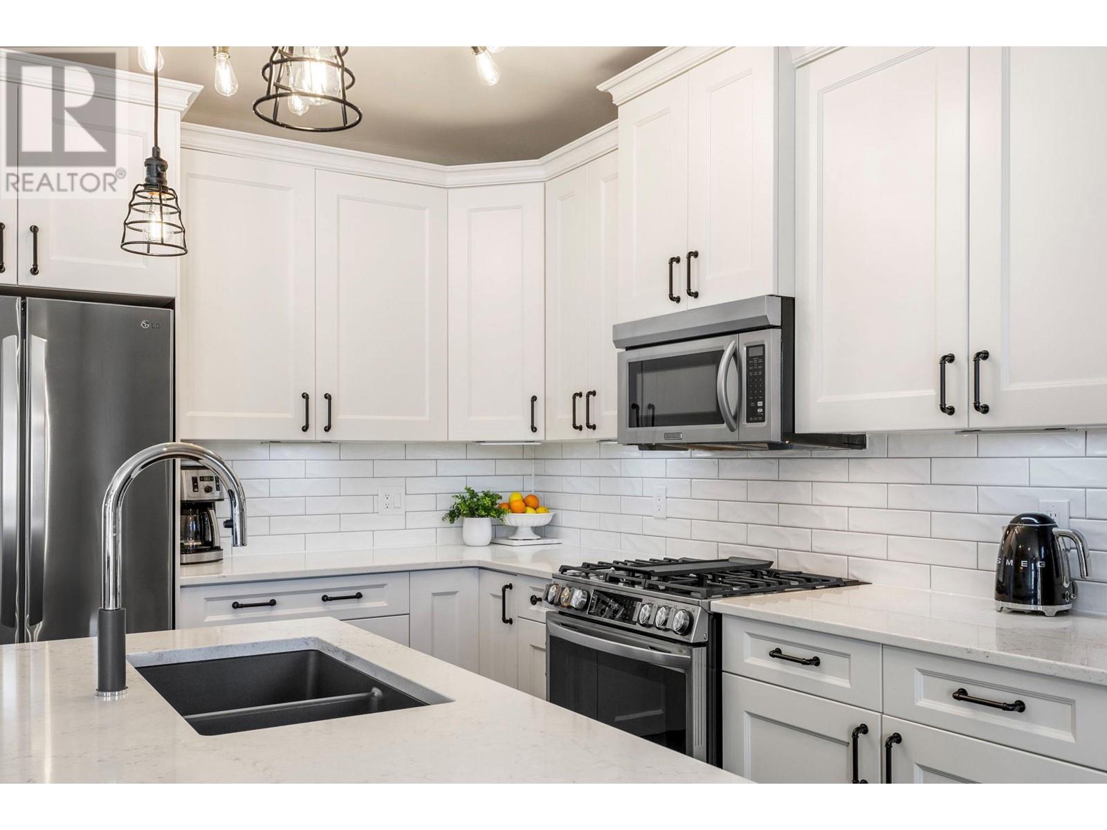 2303 4042 Pritchard Drive Northeast, West Kelowna