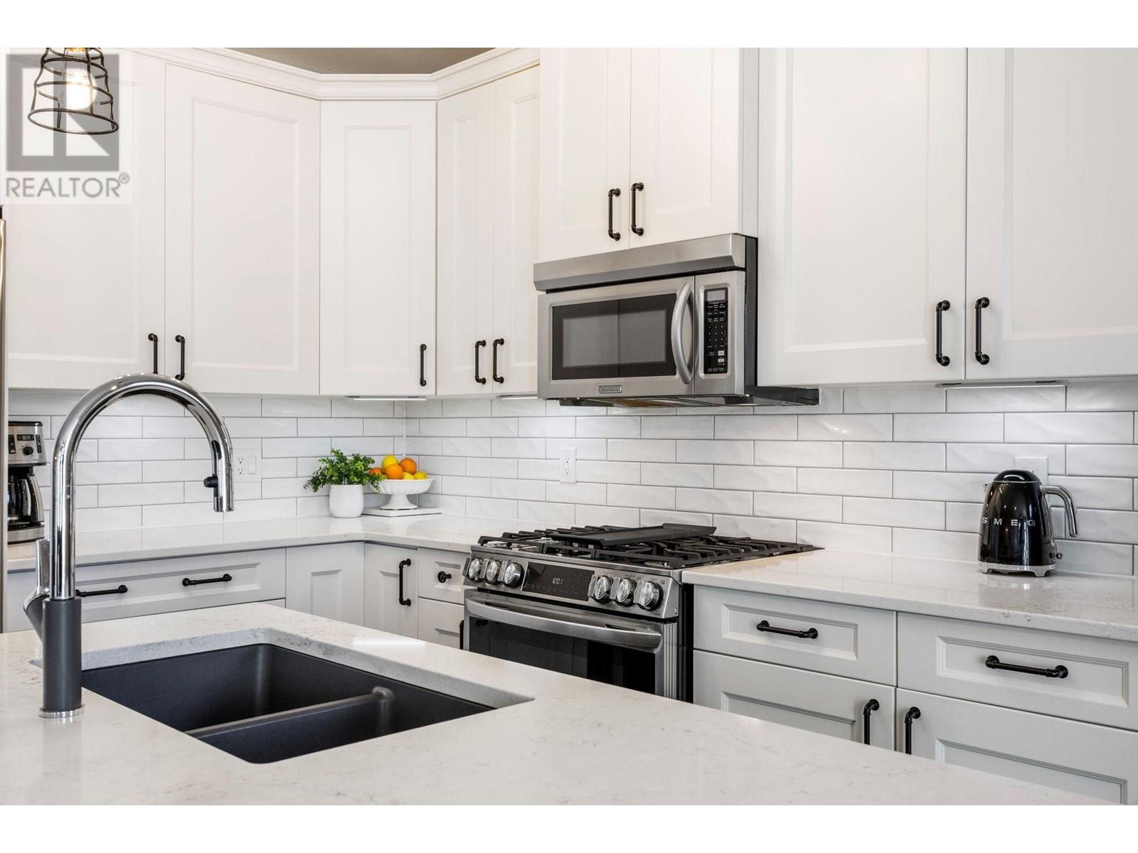 2303 4042 Pritchard Drive Northeast, West Kelowna