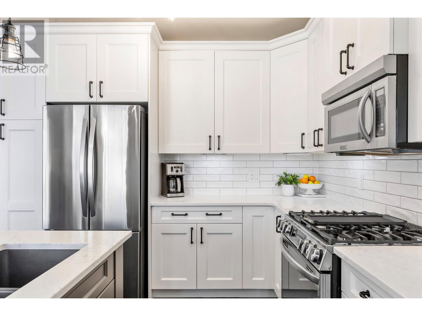 2303 4042 Pritchard Drive Northeast, West Kelowna