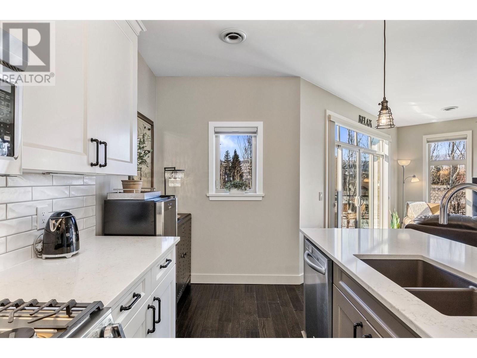 2303 4042 Pritchard Drive Northeast, West Kelowna