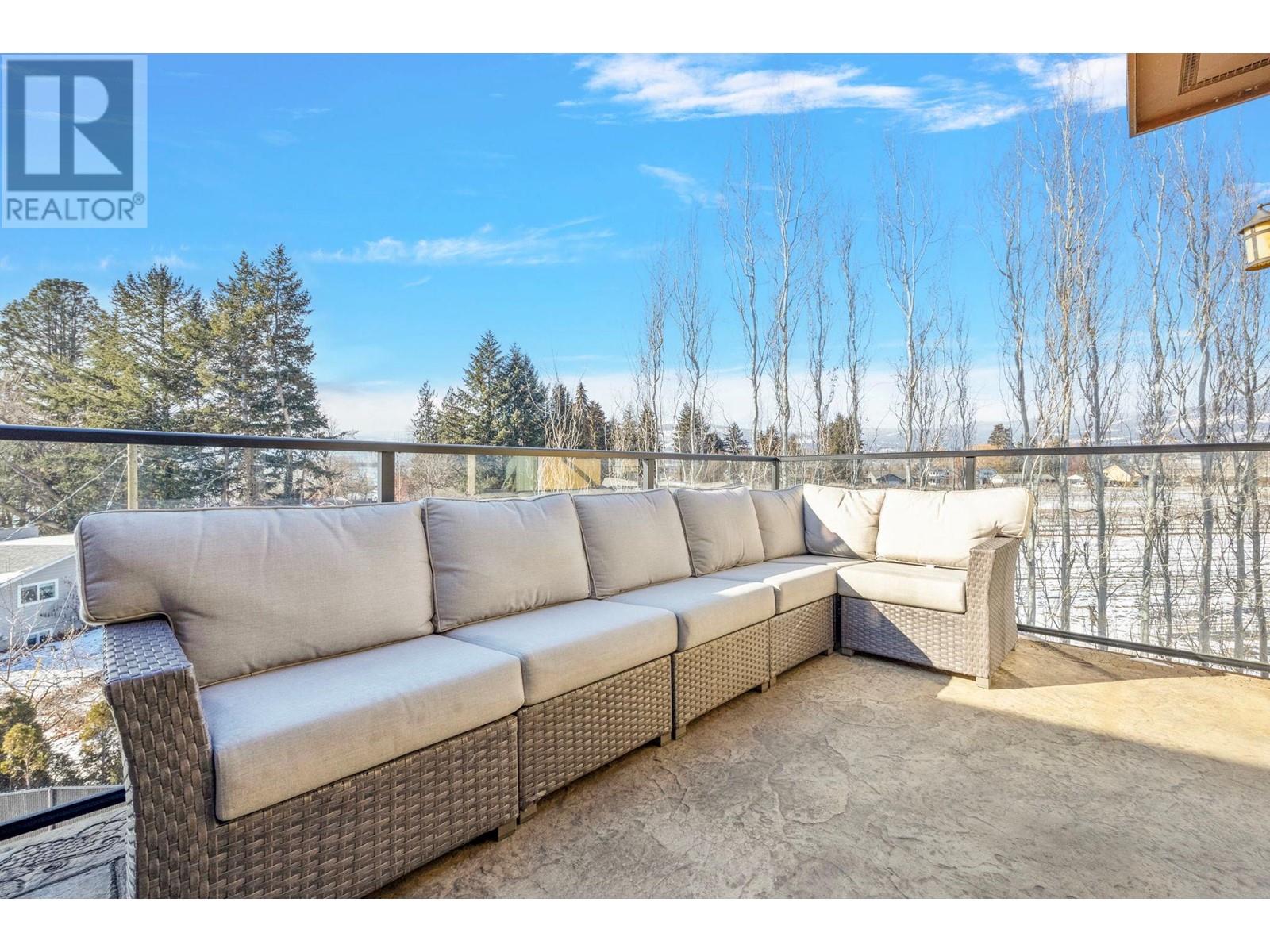 2303 4042 Pritchard Drive Northeast, West Kelowna