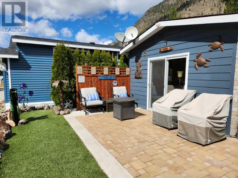 96 4354 Highway 3 Highway, Keremeos