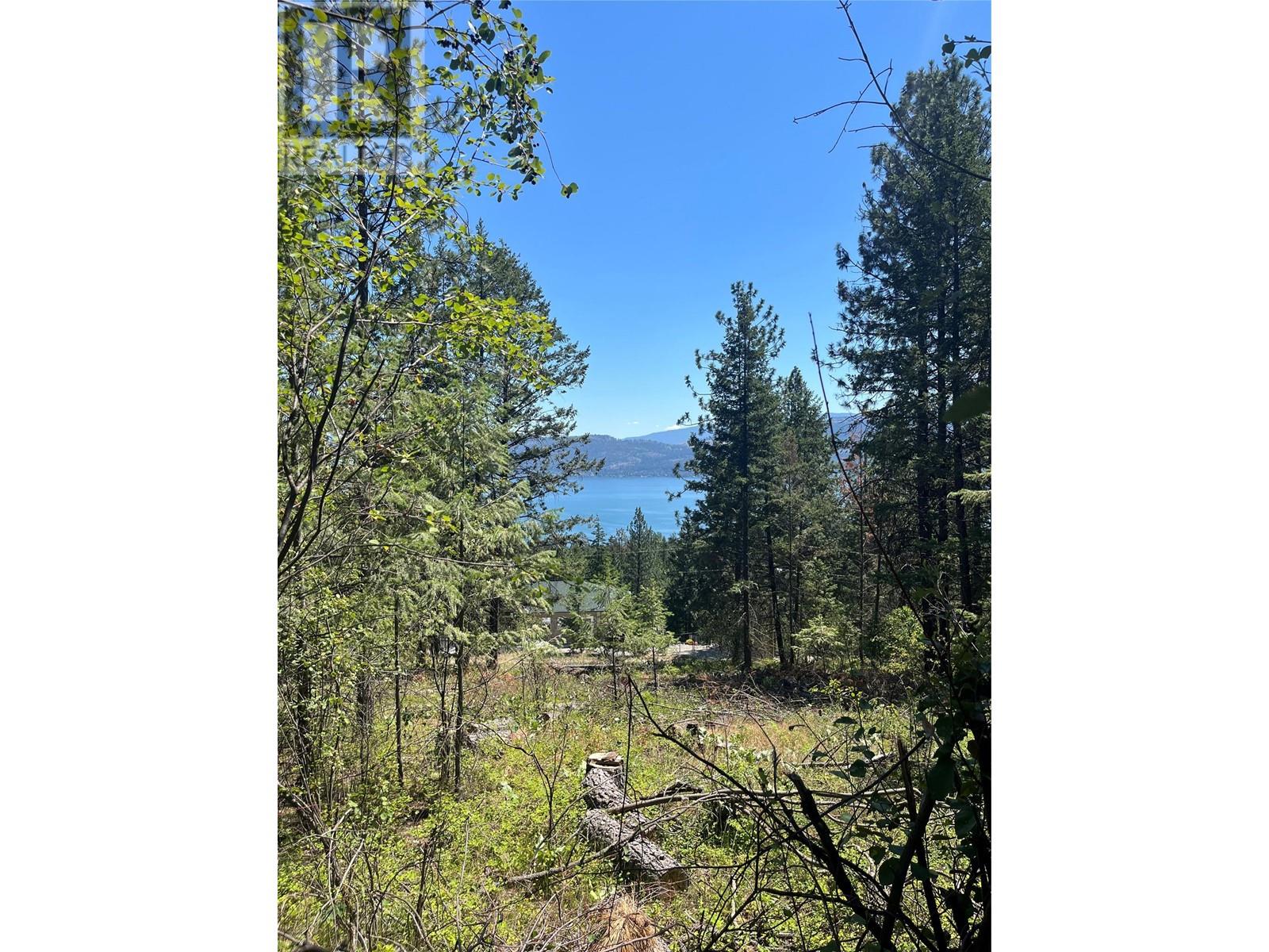  10523 Westshore Road, Vernon