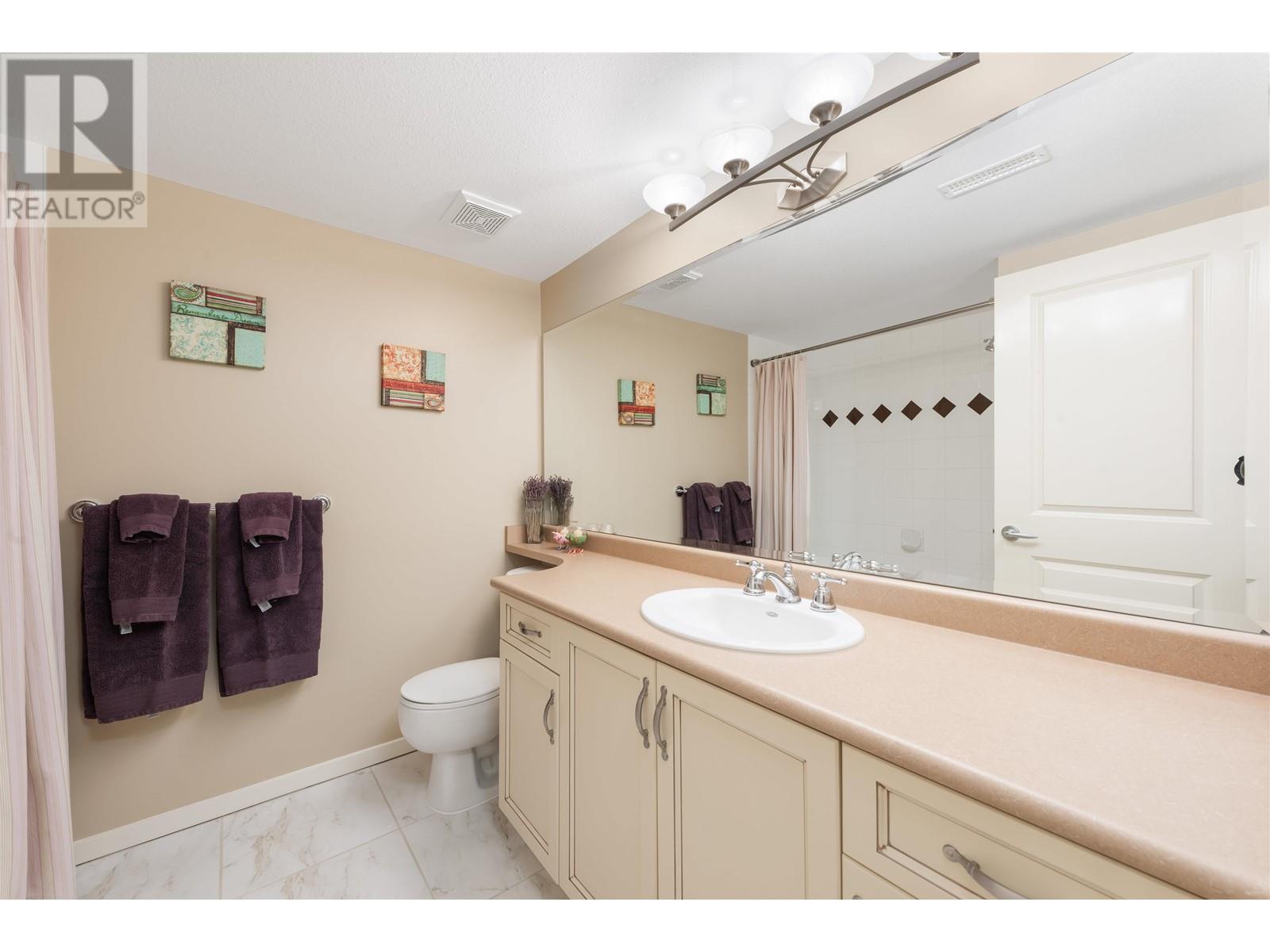 118 HAWTHORN DRIVE, Port Moody