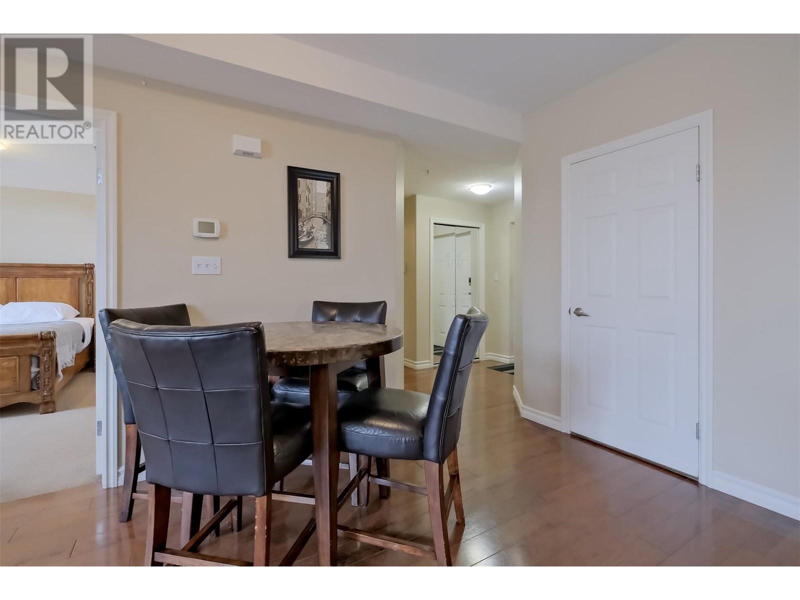 101 1128 Sunset Drive, Kelowna