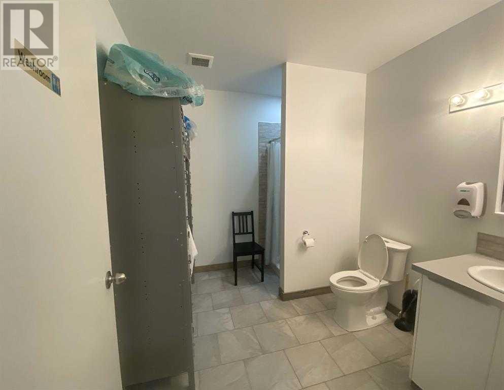 Photo 17 of 8 5445 Hwy 584, Sundre AB
