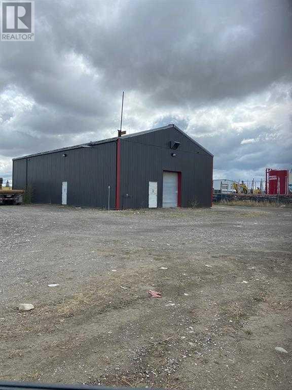 Photo 7 of 8 5445 Hwy 584, Sundre AB