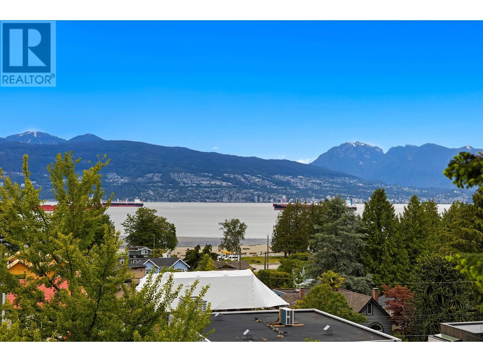 4535 W 1ST AVENUE, Vancouver