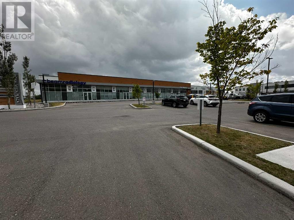 Photo 3 of 1210 11 Royal Vista Drive Nw, Calgary AB