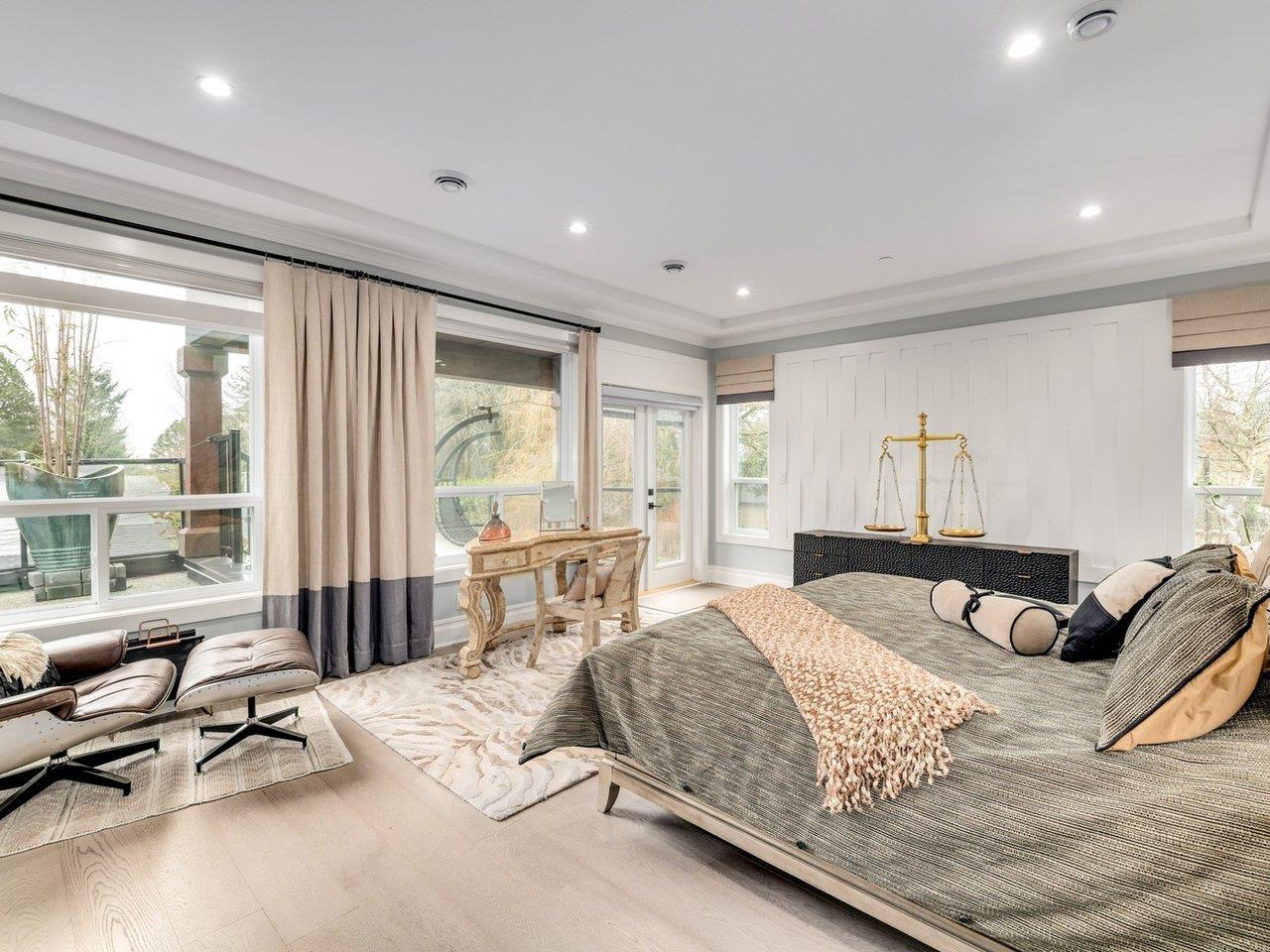 1495 MAPLE STREET, White Rock real estate listing R2984203