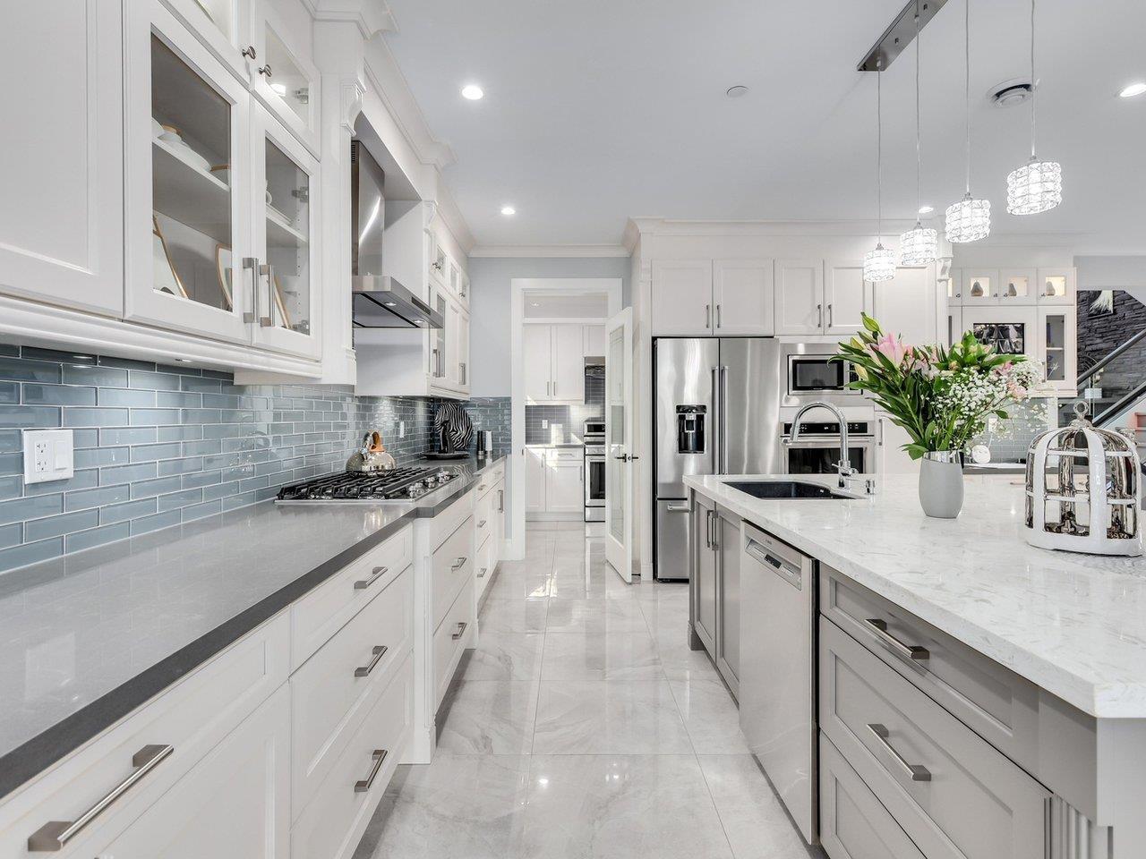 1495 MAPLE STREET, White Rock real estate listing R2984203