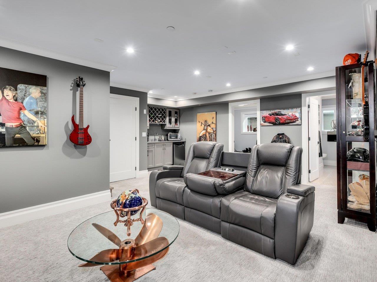 1495 MAPLE STREET, White Rock real estate listing R2984203