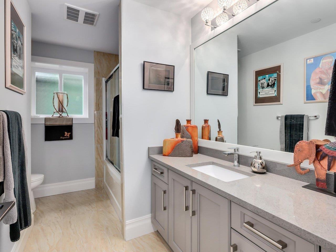 1495 MAPLE STREET, White Rock real estate listing R2984203