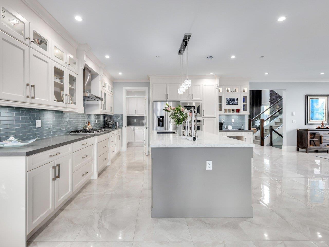 1495 MAPLE STREET, White Rock real estate listing R2984203