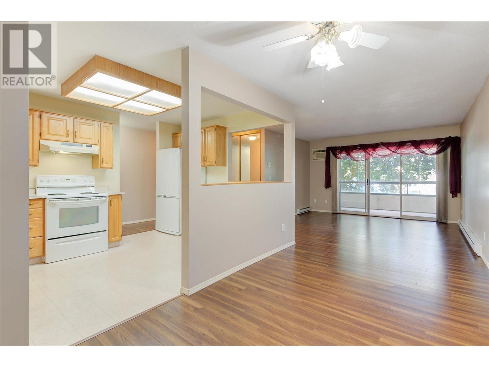 203 200 Hollywood Road, Kelowna