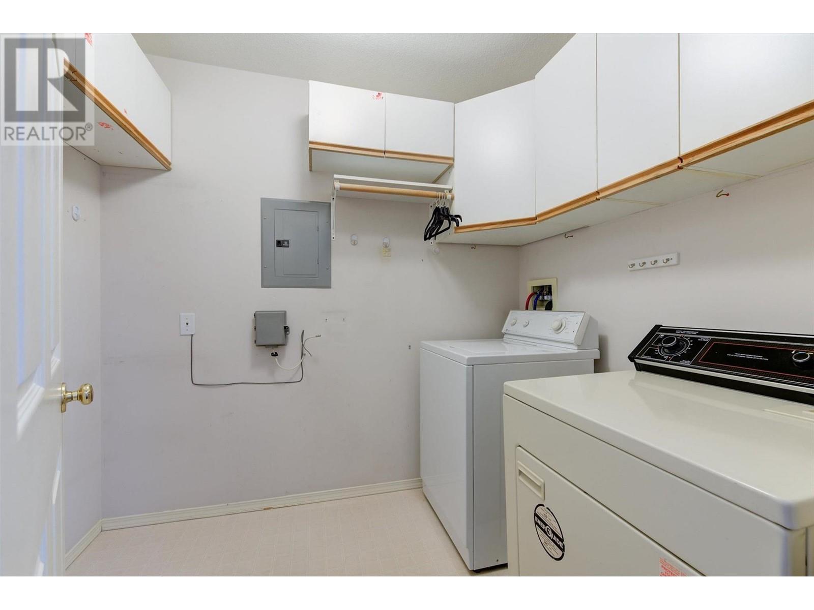 203 200 Hollywood Road, Kelowna