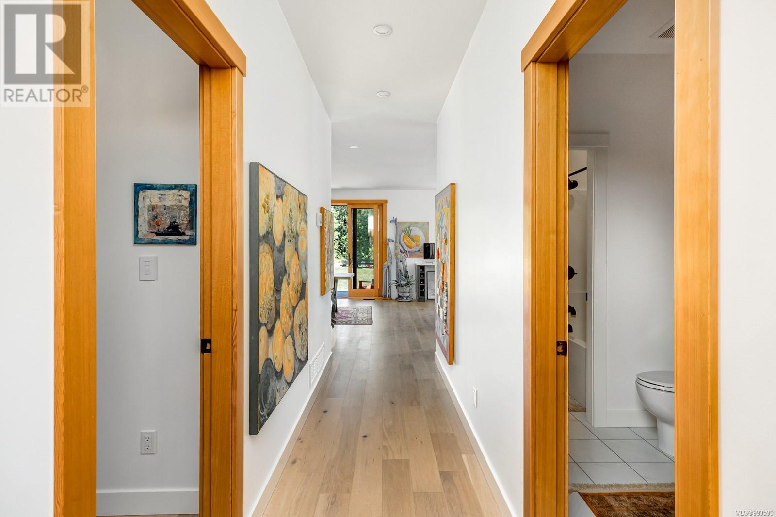 7260 Lakefront Dr, Lake Cowichan