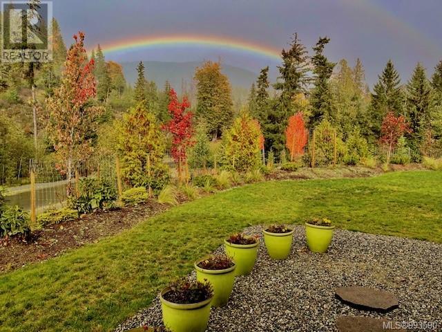 7260 Lakefront Dr, Lake Cowichan