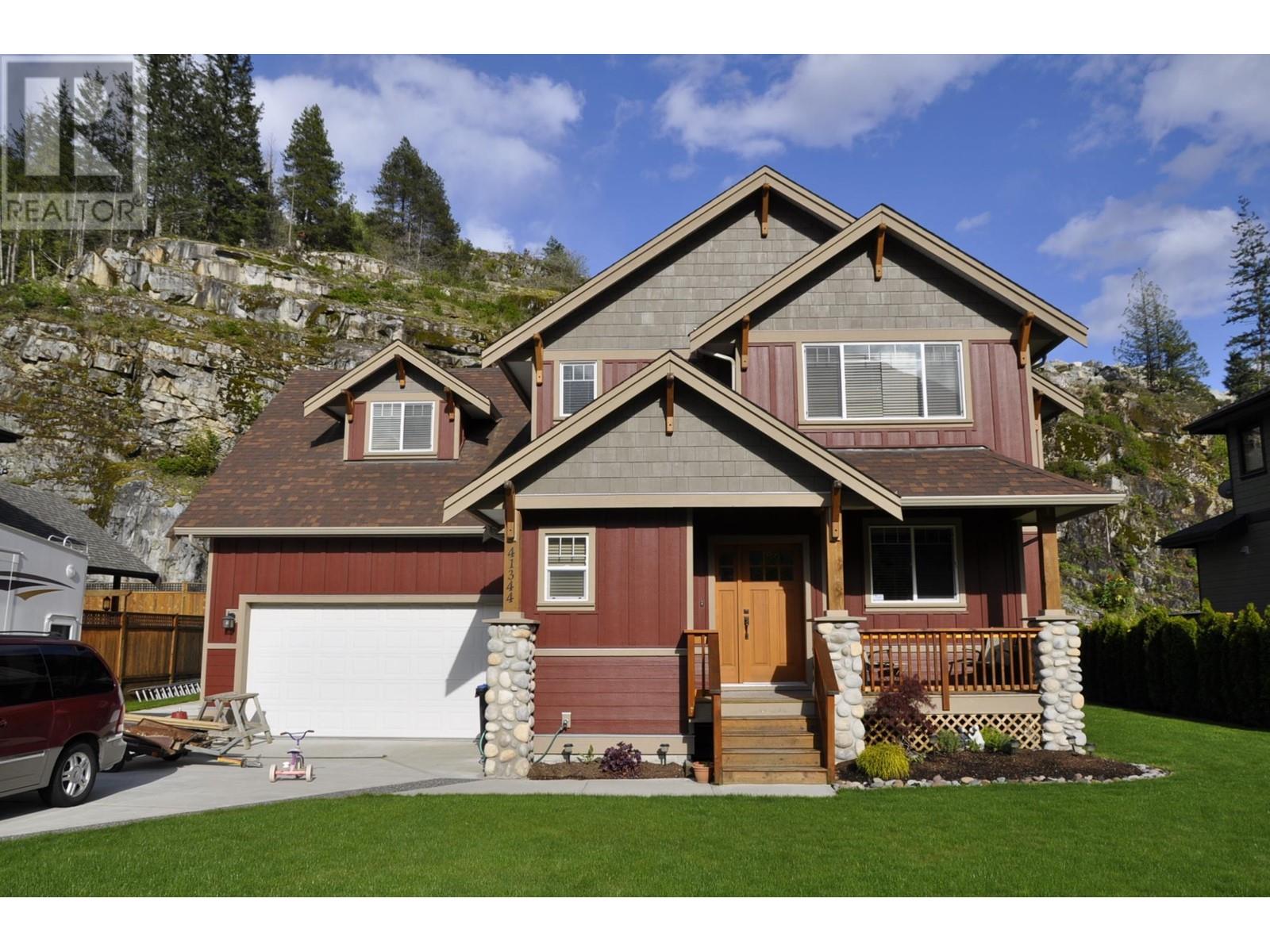 41344 TANTALUS ROAD, Squamish