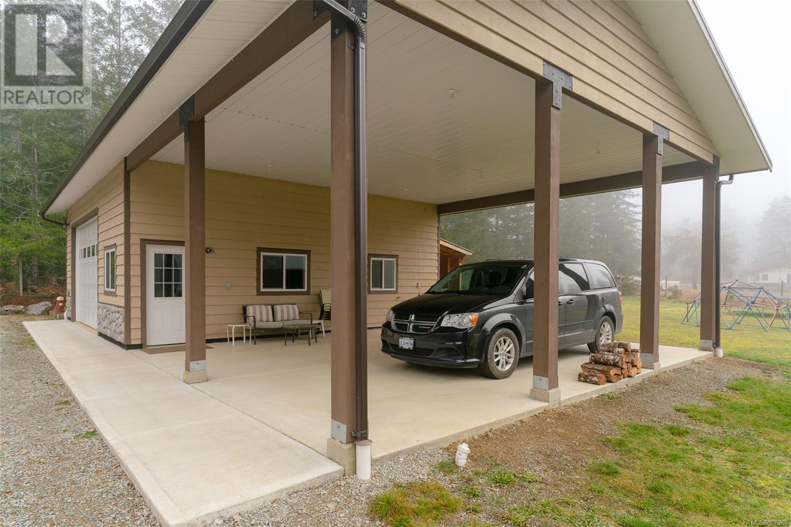 7100 Beaver Creek Rd, Port Alberni real estate listing 986265