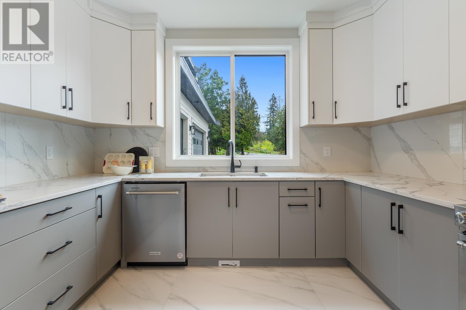 27107 RIVER ROAD, Maple Ridge