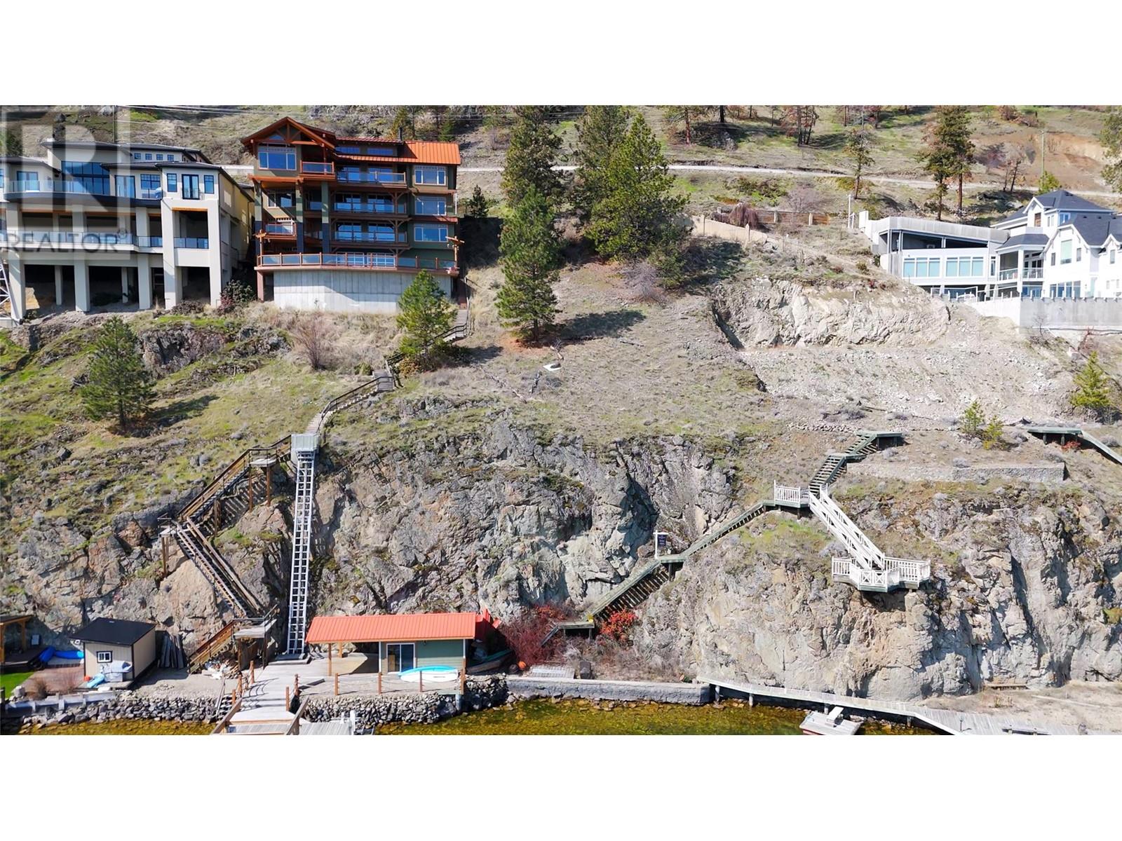  901 Westside Road South, Kelowna