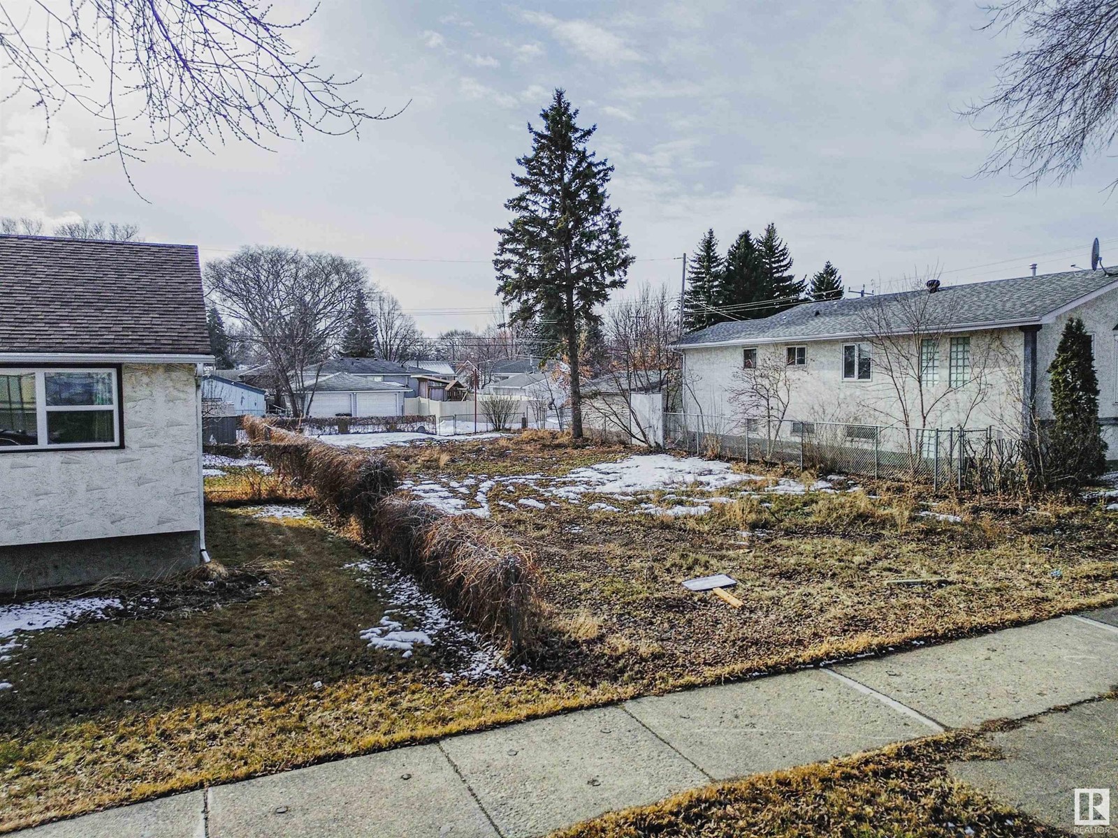 3635 114 AV NW, Edmonton