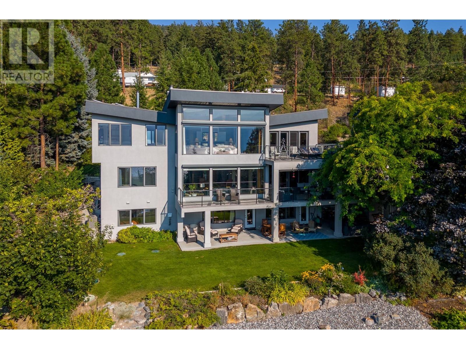 16550 Carbonneau Road, Lake Country