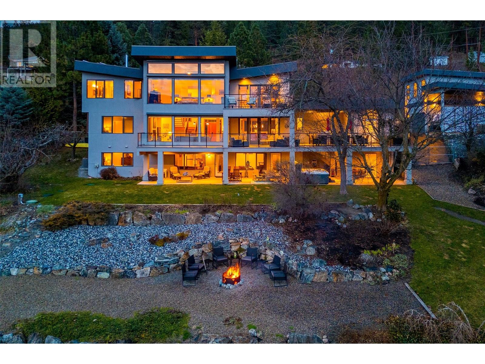 16550 Carbonneau Road, Lake Country