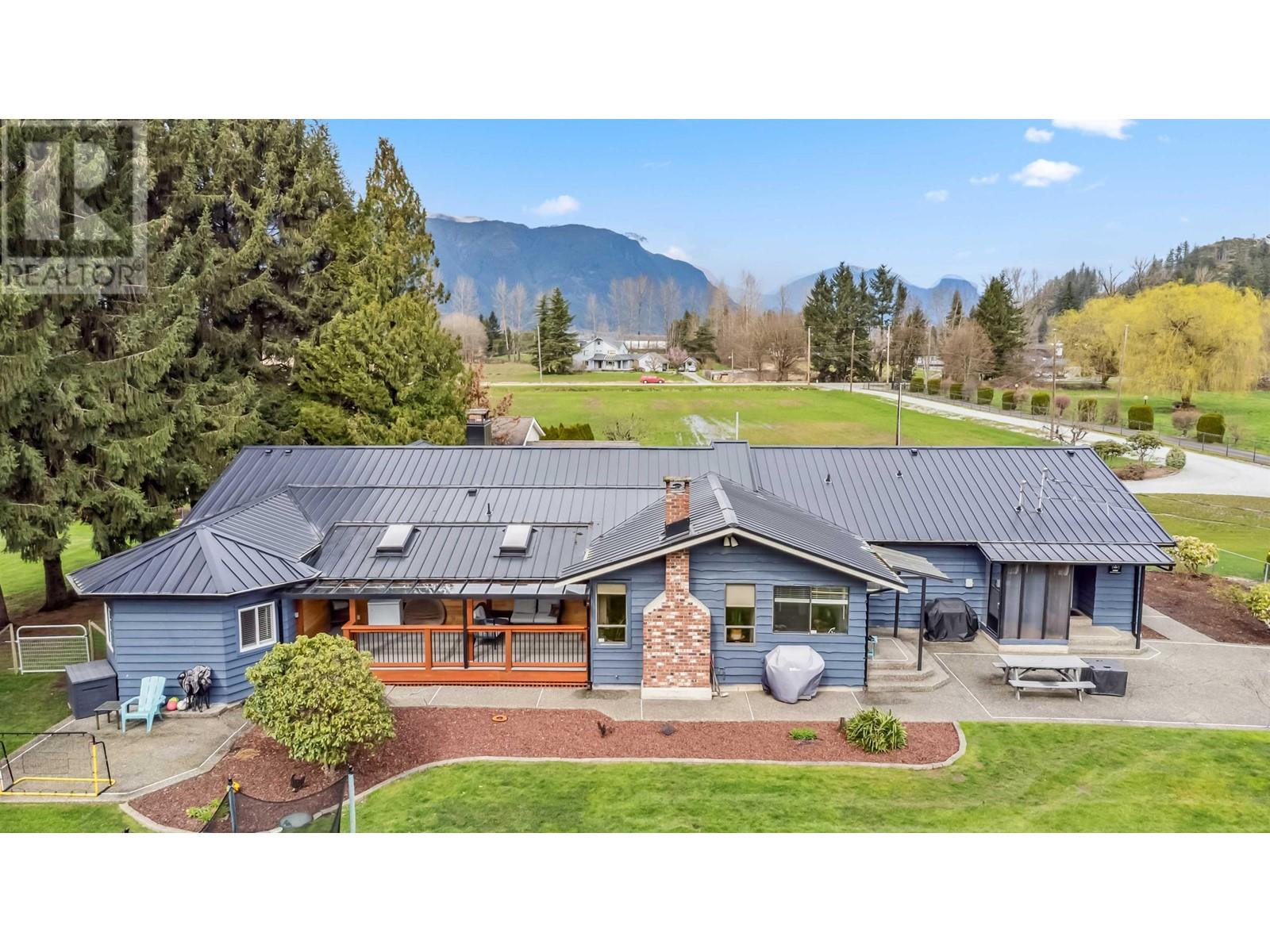 19782 150 AVENUE, Pitt Meadows real estate listing R2983971