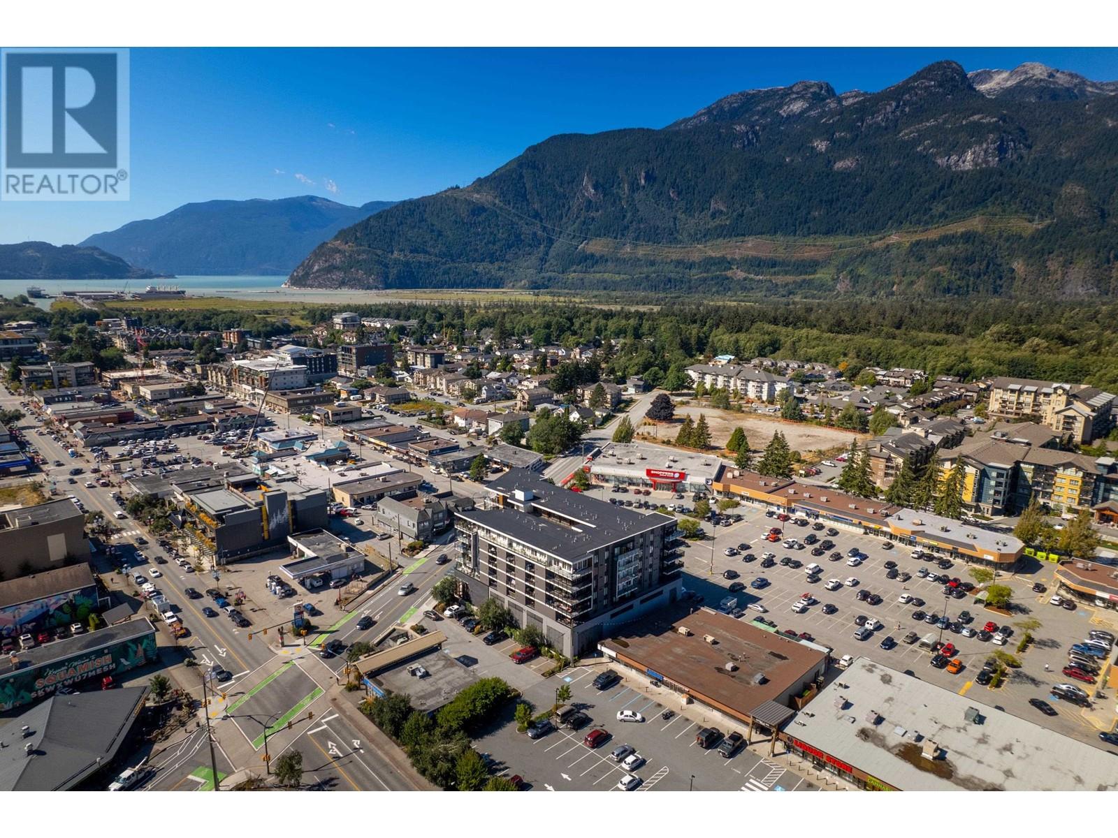 416 1365 PEMBERTON AVENUE, Squamish real estate listing R2984874