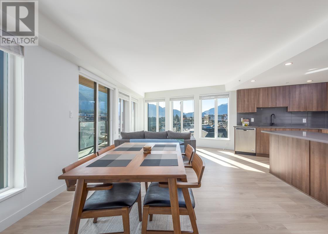 416 1365 PEMBERTON AVENUE, Squamish real estate listing R2984874
