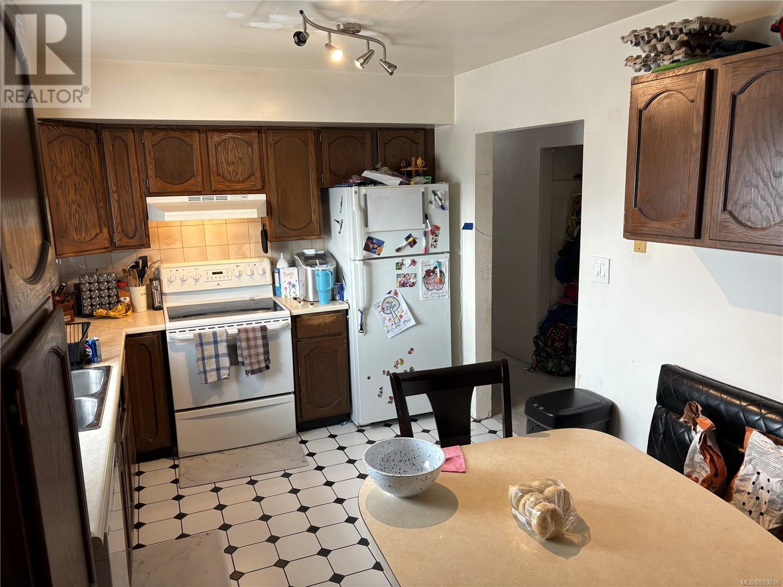 4090 Wood Ave S, Port Alberni real estate listing 993616