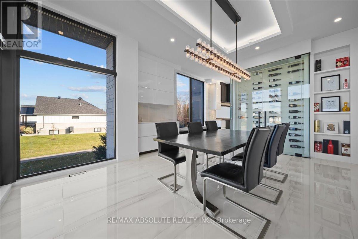 Photo 15 of 553 Shoreway Drive, Ottawa ON