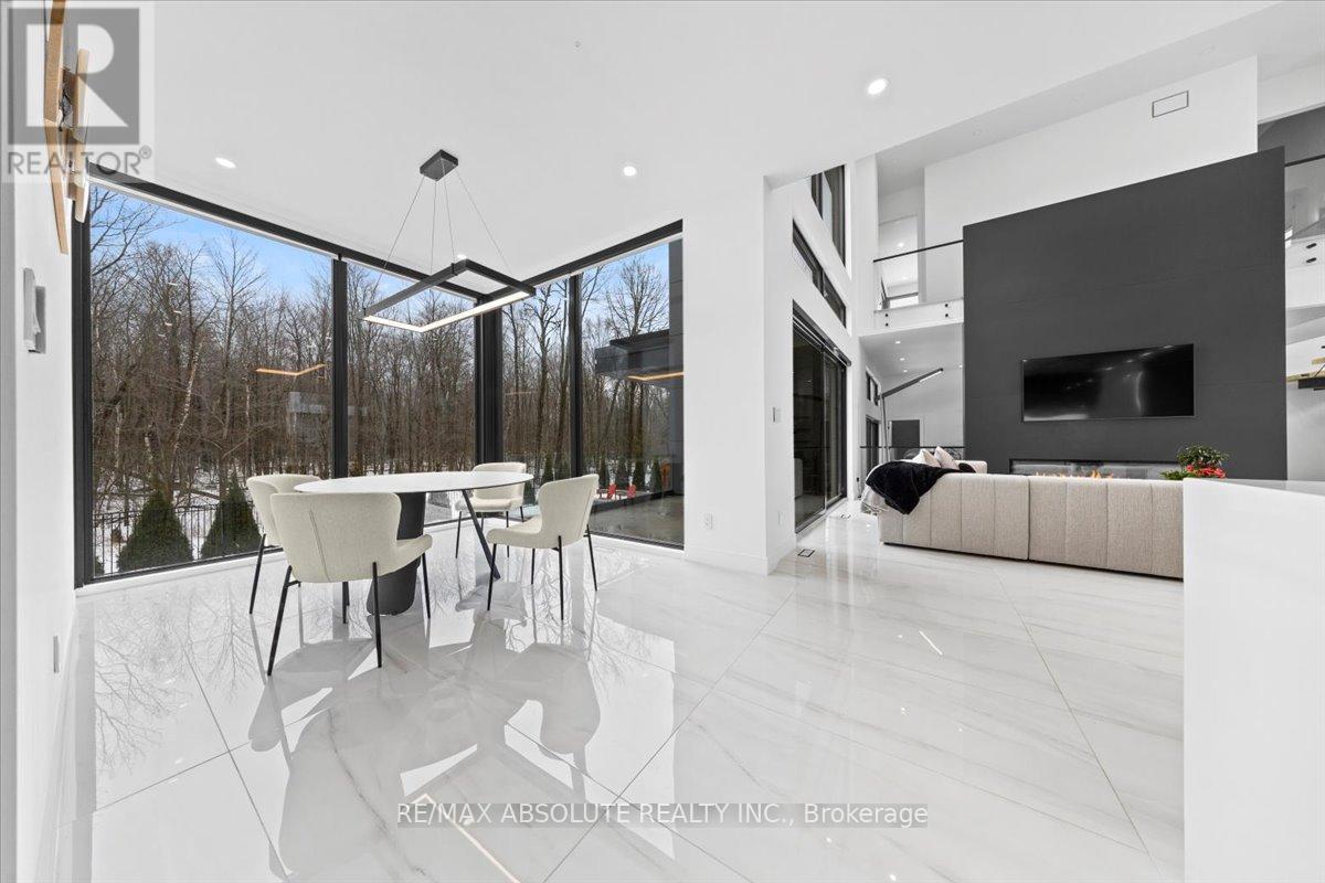 Photo 28 of 553 Shoreway Drive, Ottawa ON