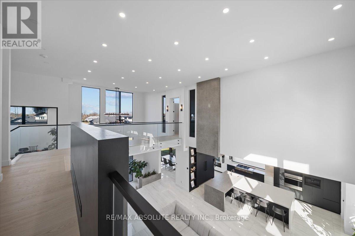 Photo 33 of 553 Shoreway Drive, Ottawa ON