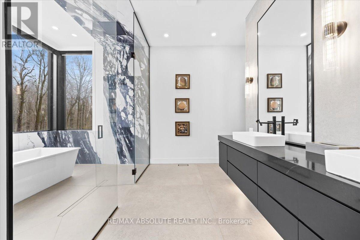 Photo 36 of 553 Shoreway Drive, Ottawa ON