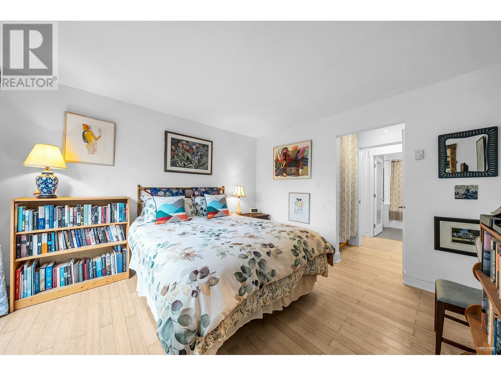 1037 SCANTLINGS, Vancouver