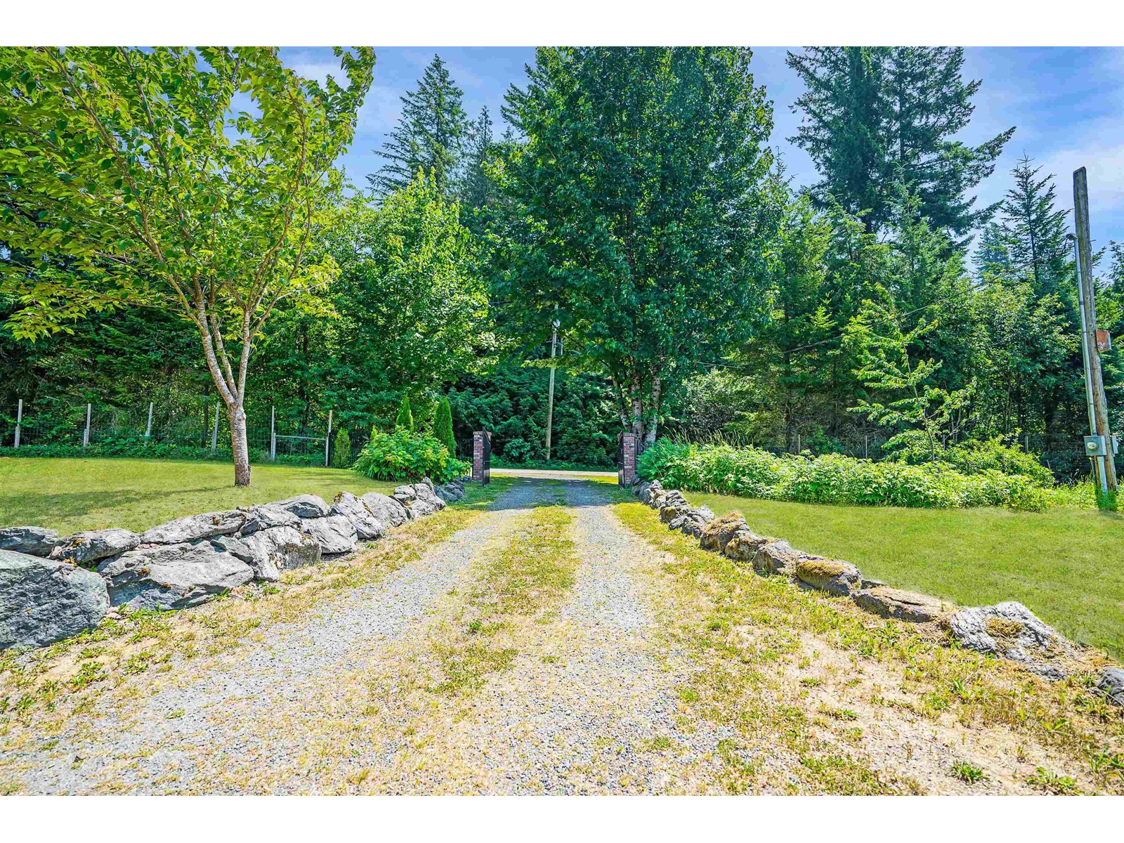 1185 COLUMBIA VALLEY ROAD, Columbia Valley, Columbia Valley